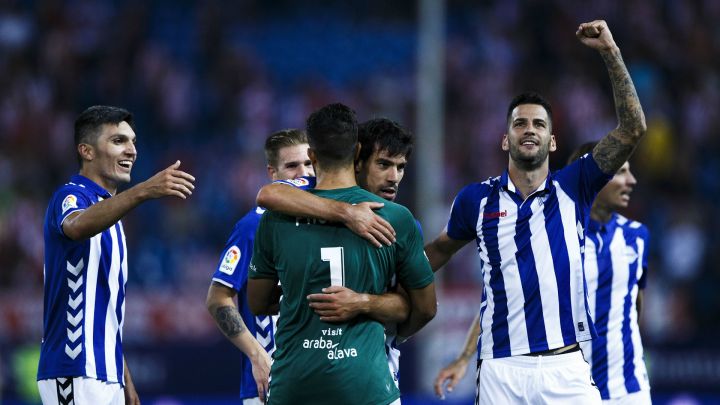 Hladan tuš: Alaves vodi protiv Barcelone