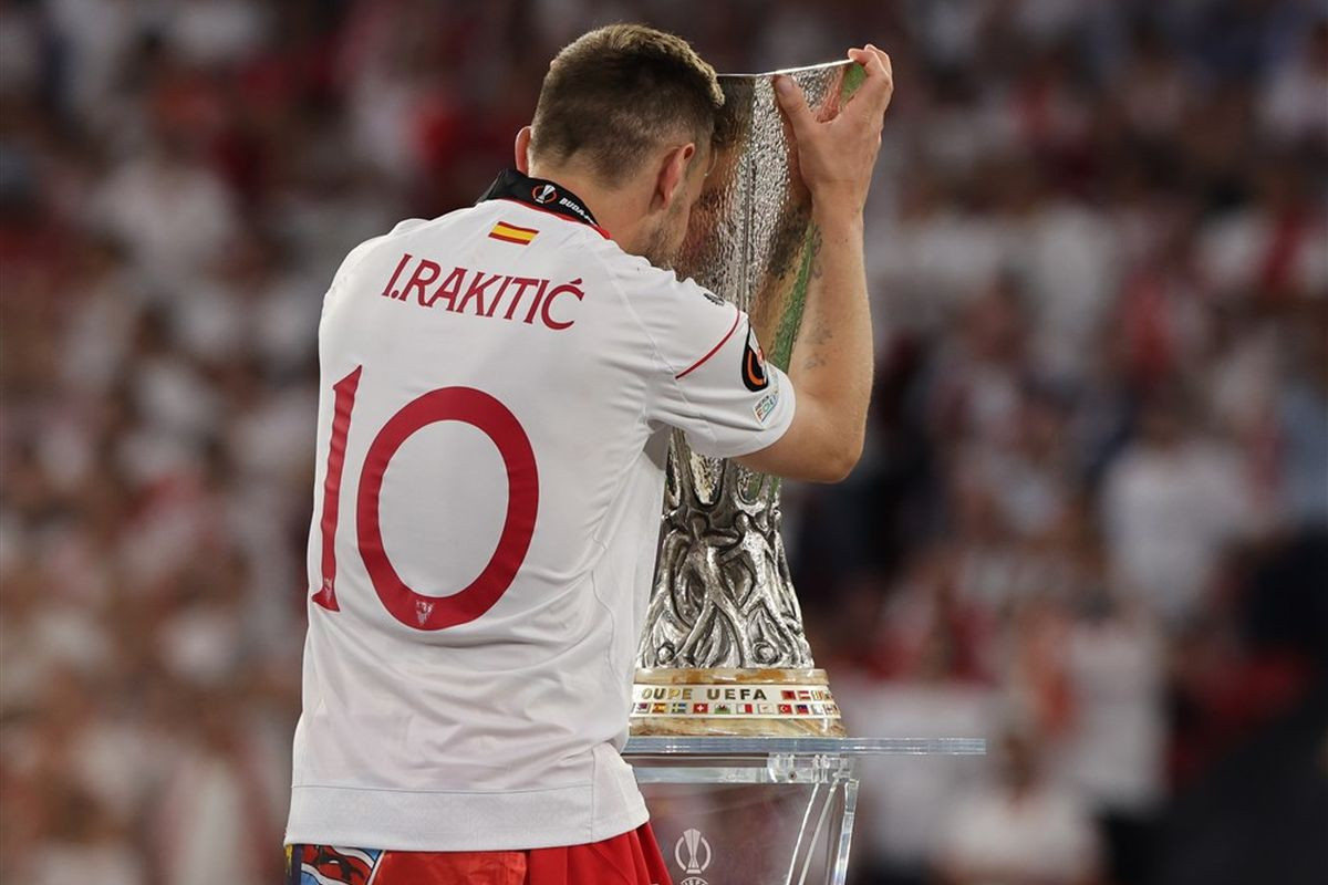 Rakitić sve bliže Saudijskoj Arabiji: Pred kraj karijere dobija finansijski najbolji ugovor
