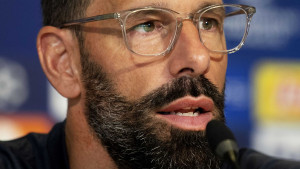 Izjava Amorima bila je kao nož u srce za Van Nistelrooyja, igrači Uniteda odmah napravili pobunu