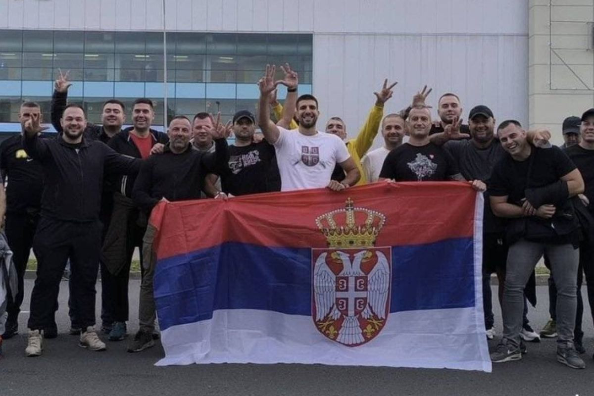 Scene potpunog haosa: Ono što se dešava među Srbima u Rigi svijet nije zapamtio Scene potpunog haosa: Ono što se dešava među Srbima u Rigi svijet nije zapamtio