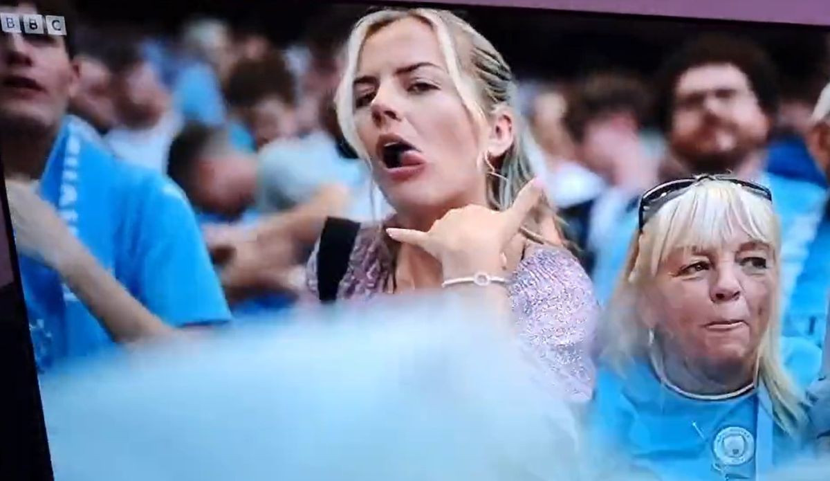 Niko nije iskoristio pet sekundi slave kao ova plavuša danas na Wembleyju, svi o njoj pričaju
