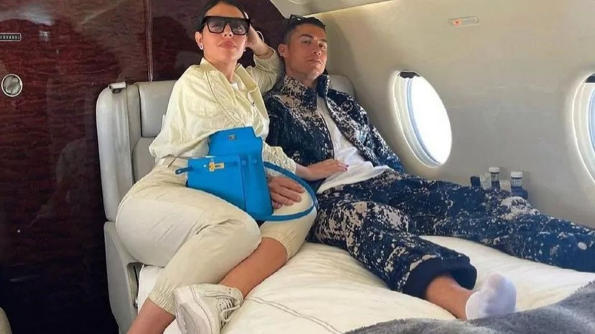 Sestra u suzama moli Georginu za pomoć, a ona se pravi gluha: "Pomozi makar mojoj djeci..." Sestra u suzama moli Georginu za pomoć, a ona se pravi gluha: "Pomozi makar mojoj djeci..."