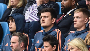 Šta radi ovaj čovjek? Maguire nije ni igrao, ali je svejedno uspio šokirati navijače Uniteda