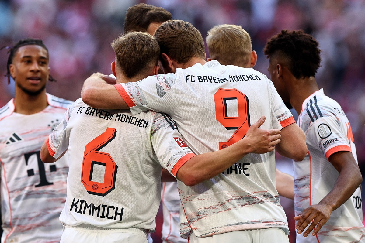 Bayern slavio protiv Borussije, slijedi proslava na Allianz Areni Bayern slavio protiv Borussije, slijedi proslava na Allianz Areni
