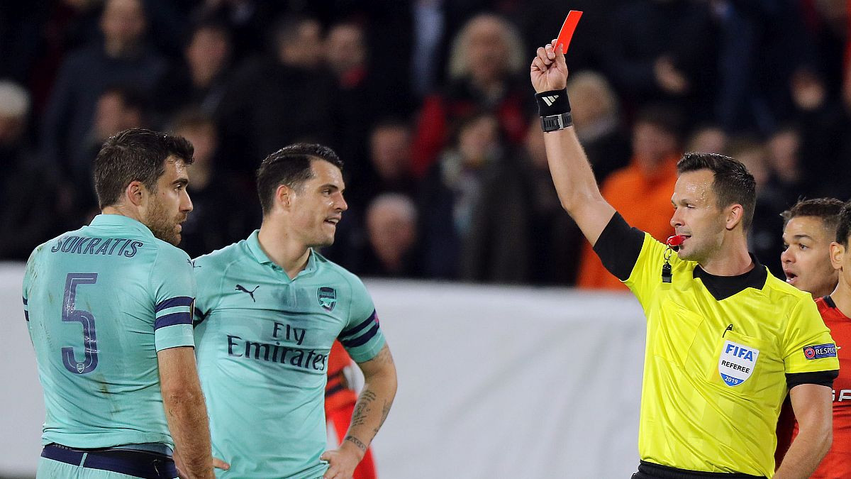 Crveni karton i autogol presudili Arsenalu, nula u Frankfurtu