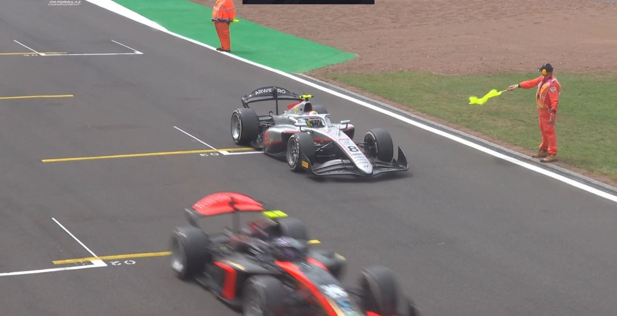 Jučer katastrofa, a danas spektakl: Beganović oduševio Bosnu i Hercegovinu nastupom na Silverstoneu! Jučer katastrofa, a danas spektakl: Beganović oduševio Bosnu i Hercegovinu nastupom na Silverstoneu!