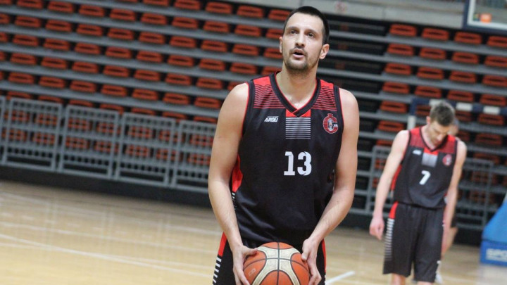 Bambur: Veći motiv od igranja za naš grad i klub nam ne treba