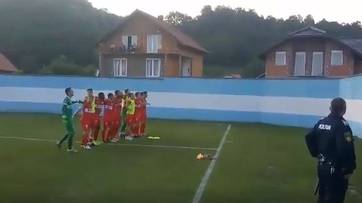 Veliko slavlje fudbalera i navijača Veleža nakon pobjede u Simin Hanu