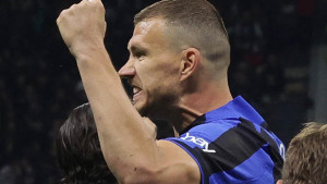 Edin Džeko se večeras upisao u knjige historije Lige prvaka!