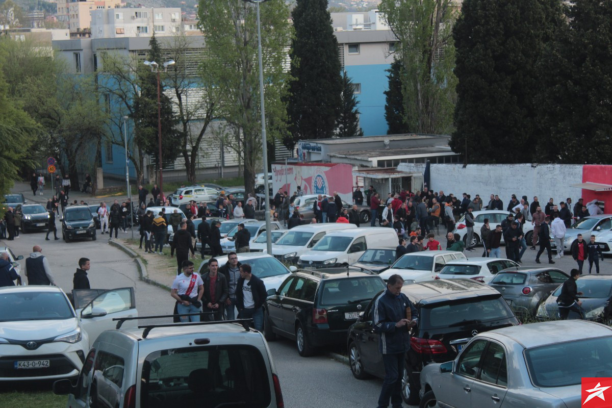 Velike gužve pred stadionom u Mostaru, svi stižu na proslavu titule