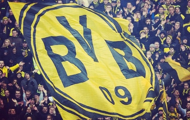 &quot;Jingle Bells&quot; u režiji navijača i fudbalera BVB-a