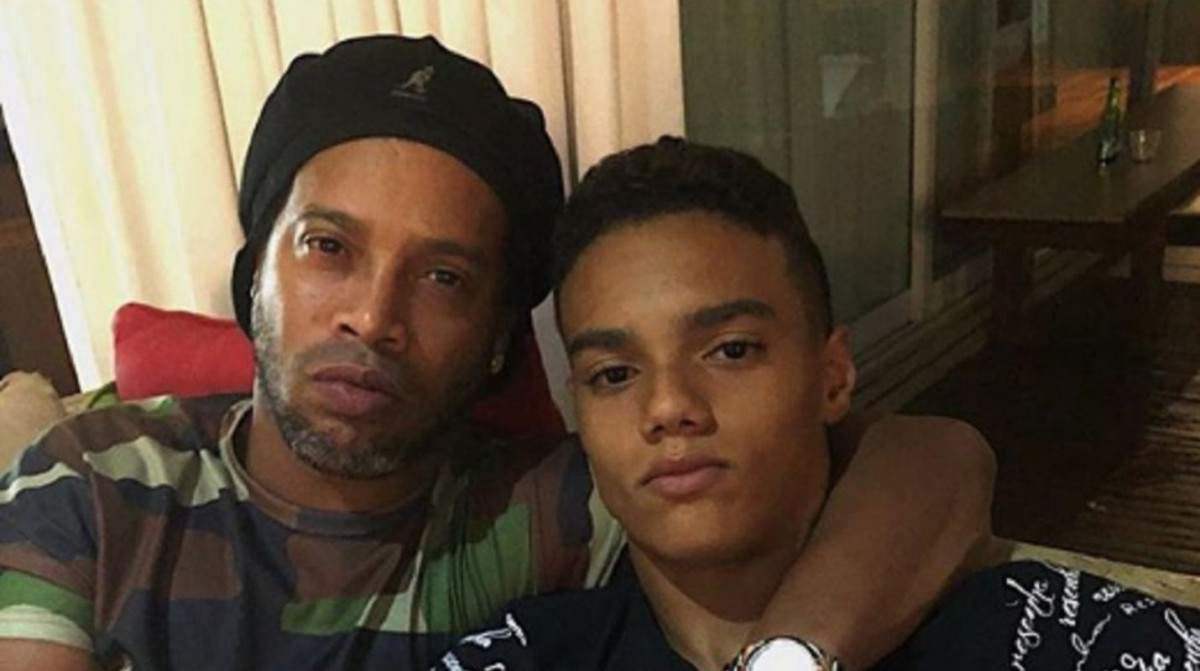 Jabuka ne pada daleko od stabla: Ronaldinhov sin potpisao prvi ugovor
