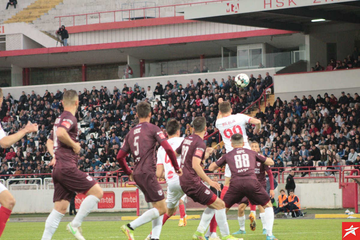 "Večeras opet slavimo!" "Večeras opet slavimo!"
