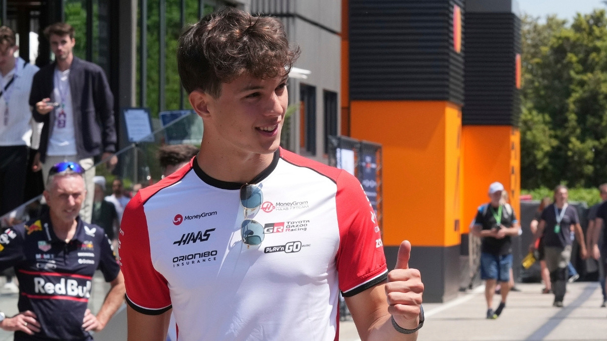 Bearman oduševljen F1 filmom: "Fantastičan je, ali ima jedan detalj koji.."