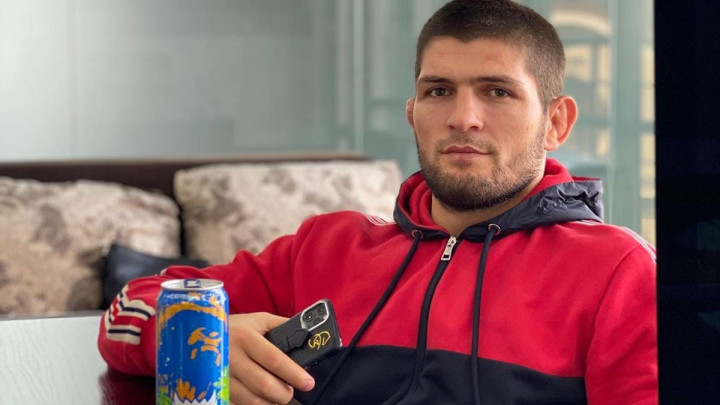 Ako je suditi po objavi Khabib se dobro počastio po odlasku u penziju