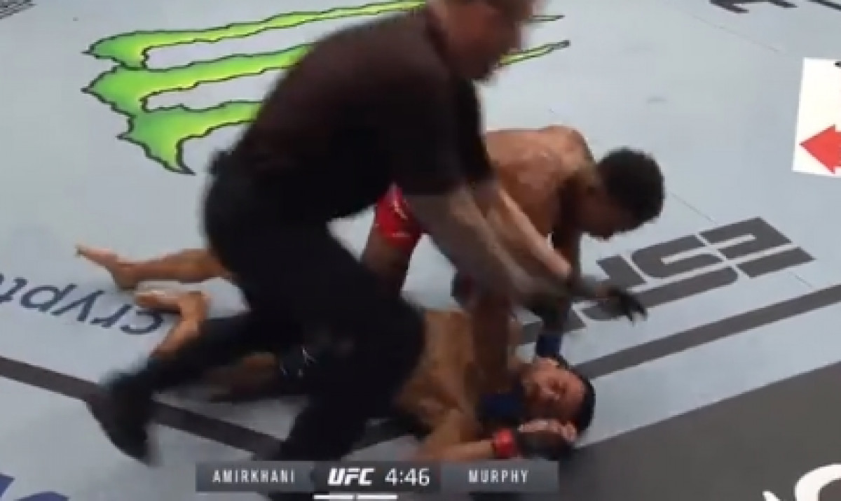 UFC 267: Brutalan nokaut koljenom u Abu Dhabiju