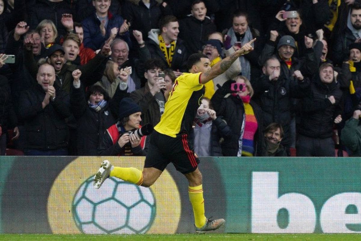 Deeney je odlučio slaviti gol pred navijačima Aston Ville, ali brzo je shvatio da nije trebao