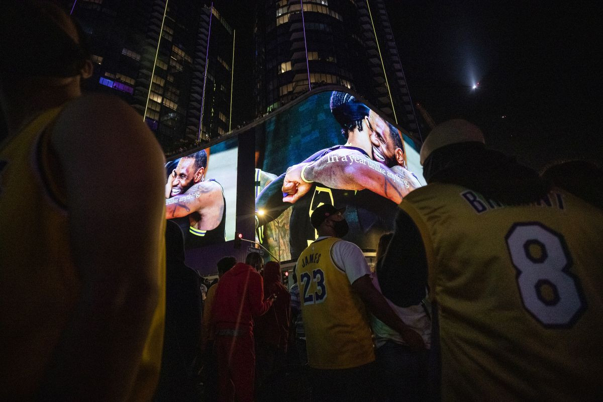 Procurila fotografija izgleda šampionskog prstena LA Lakersa Procurila fotografija izgleda šampionskog prstena LA Lakersa