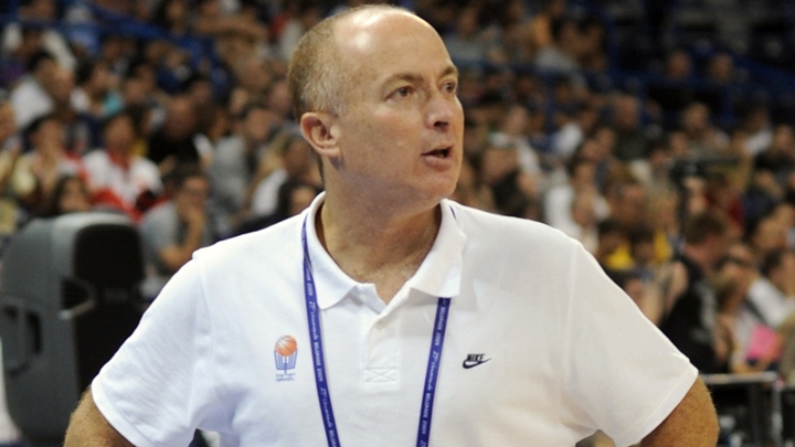 Maccabi otpustio trenera