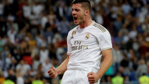 Jović će u Bundesligu, ali ovaj put ne u Frankfurt?