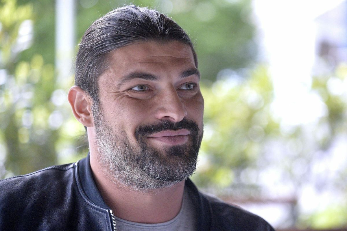Oglasio se Bara: Povrijeđen je pas, a da je bila bomba vjerovatno bi falilo pola kuće" Oglasio se Bara: Povrijeđen je pas, a da je bila bomba vjerovatno bi falilo pola kuće"