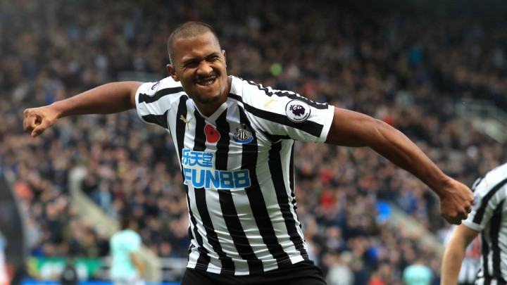 Newcastle slavio protiv Borunemoutha, Leicesteru samo bod na King Poweru