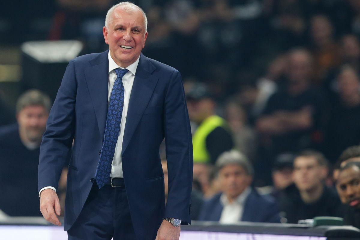 Obradović nakon trijumfa progovorio o tračevima: "Znam da se priča, pitaju i mene ljudi..." Obradović nakon trijumfa progovorio o tračevima: "Znam da se priča, pitaju i mene ljudi..."