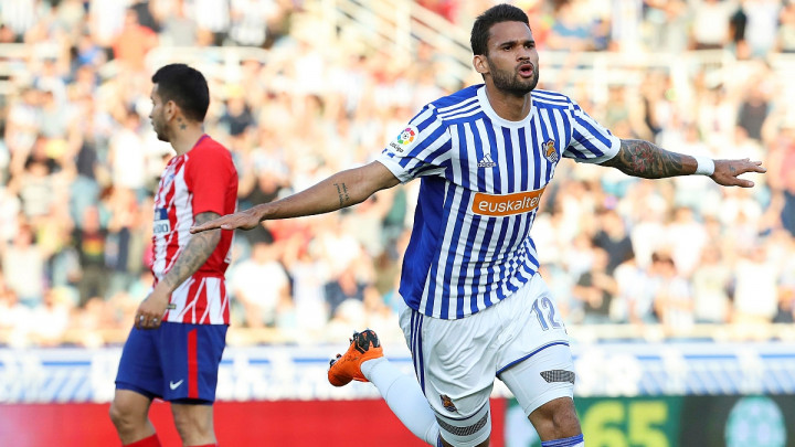 Atletico se obrukao u San Sebastianu i doveo Barcu na tri boda do titule