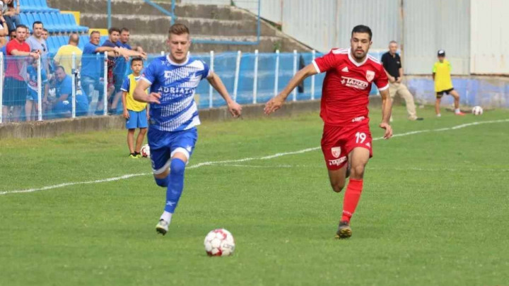 Nuhanović na izlaznim vratima Jedinstva