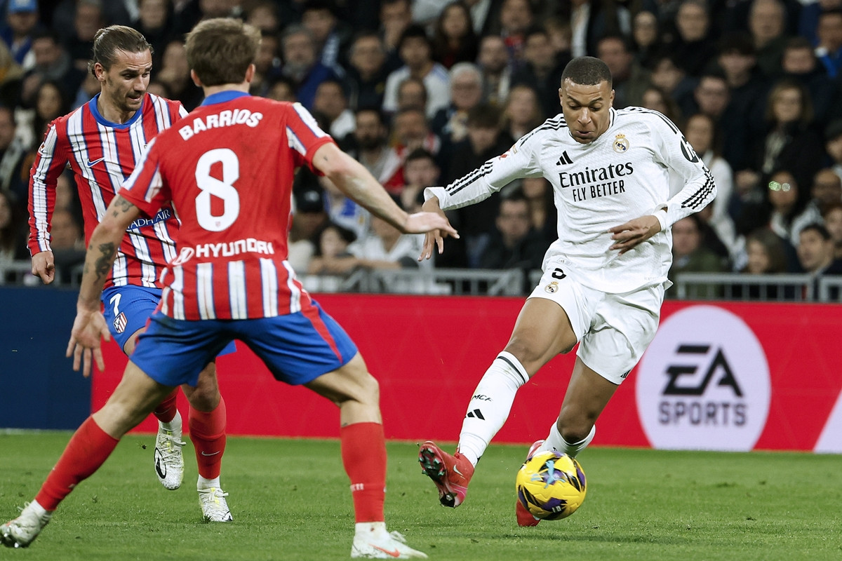 Počinje osmina finala Lige prvaka: Madridski derbi, PSV bez Bajraktarevića protiv Arsenala Počinje osmina finala Lige prvaka: Madridski derbi, PSV bez Bajraktarevića protiv Arsenala