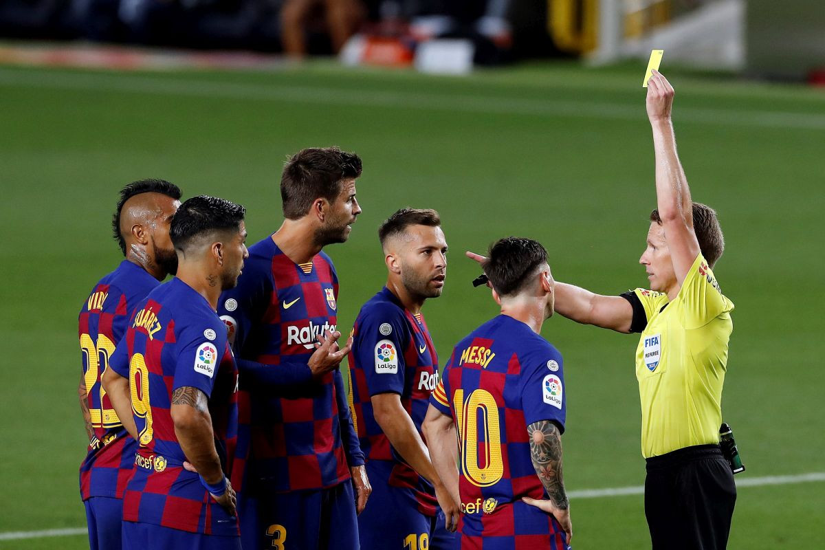 Barcelona grca u dugovima, a samo jedan igrač je ponudio pomoć klubu