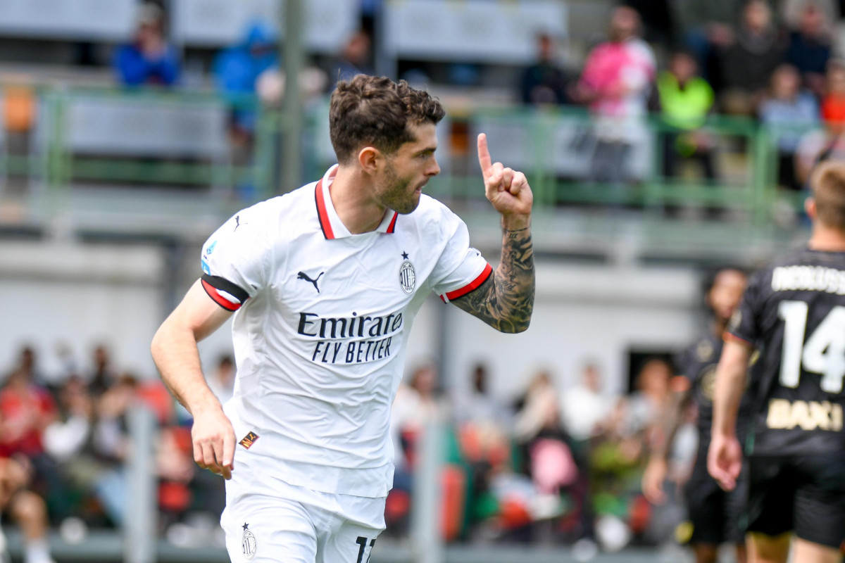 Pulišić i Gimenez donijeli pobjedu Milanu protiv Venezije, Fabregas i društvo slavili protiv Genoe Pulišić i Gimenez donijeli pobjedu Milanu protiv Venezije, Fabregas i društvo slavili protiv Genoe