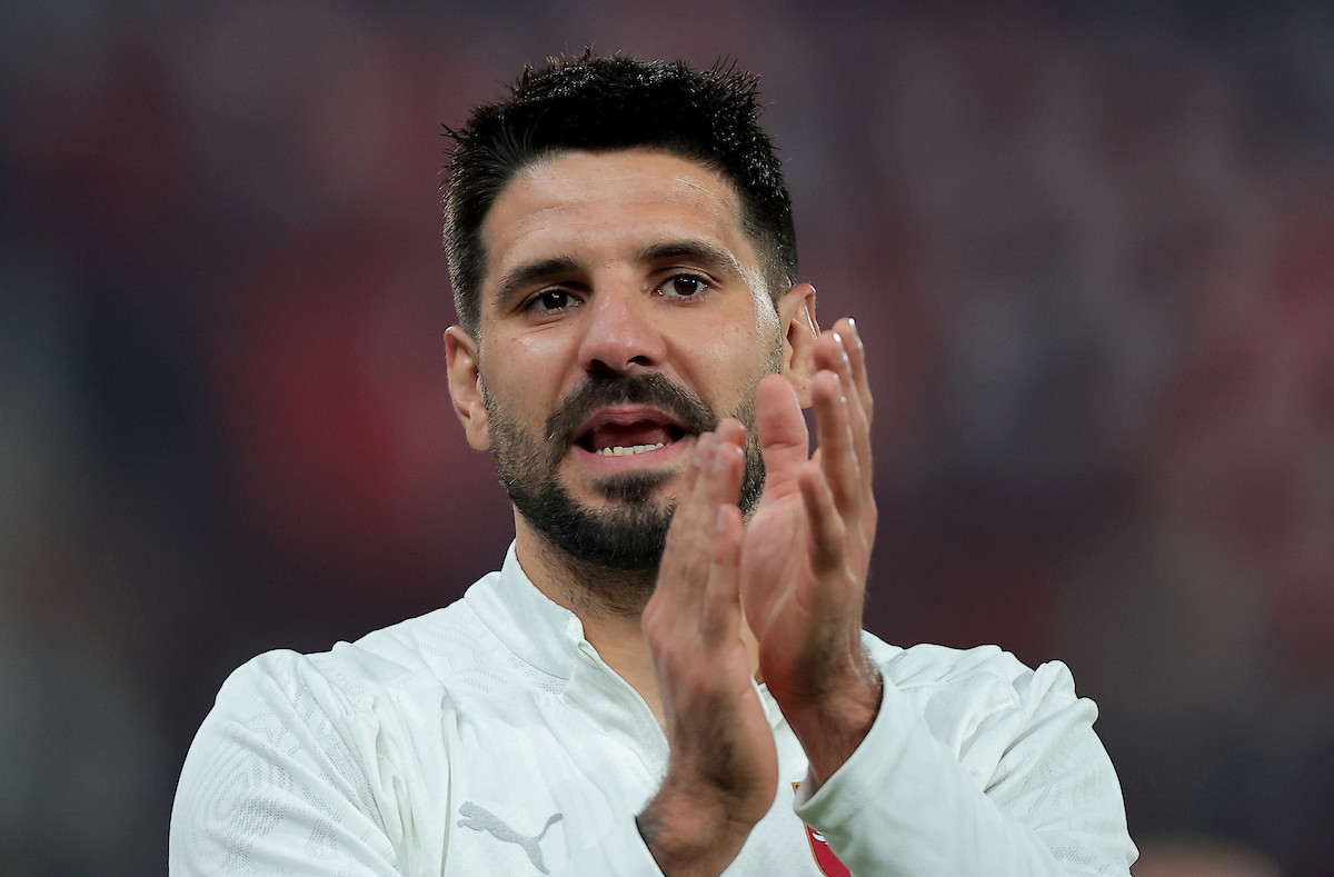 Mitrović potpisuje za klub koji je izolovan od ostatka svijeta: Svako ko vrijedi tamo ne ide! Mitrović potpisuje za klub koji je izolovan od ostatka svijeta: Svako ko vrijedi tamo ne ide!