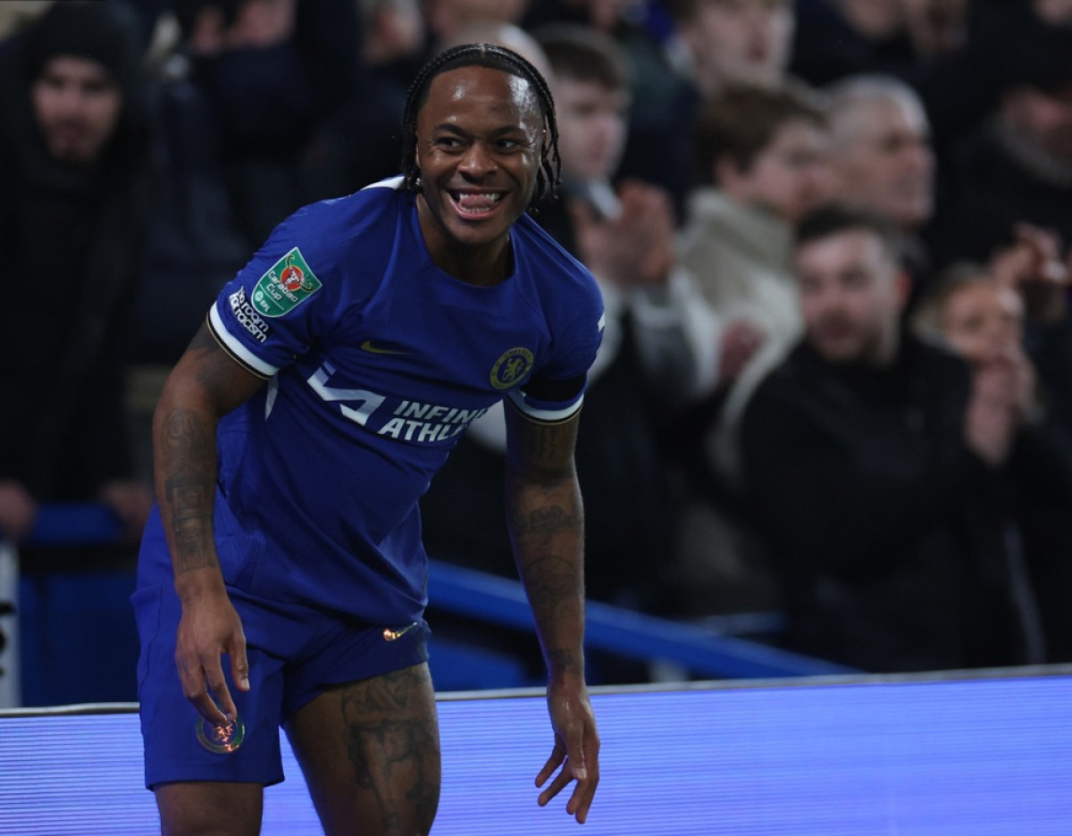 Chelsea zbog tretmana Sterlinga i Disasija pod ozbiljnom kontrolama, Maresca im je rekao "Ne" Chelsea zbog tretmana Sterlinga i Disasija pod ozbiljnom kontrolama, Maresca im je rekao "Ne"