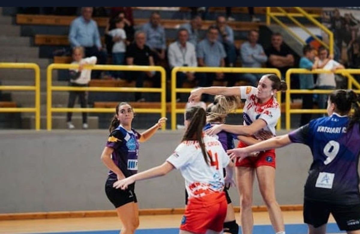 Tri "hrvatska" ženska kluba vraćena u Premijer ligu BiH Tri "hrvatska" ženska kluba vraćena u Premijer ligu BiH