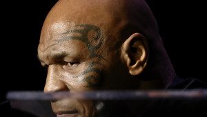 Mikeu Tysonu pozlilo na letu za Los Angeles, medicinska ekipa je intervenisala odmah po slijetanju