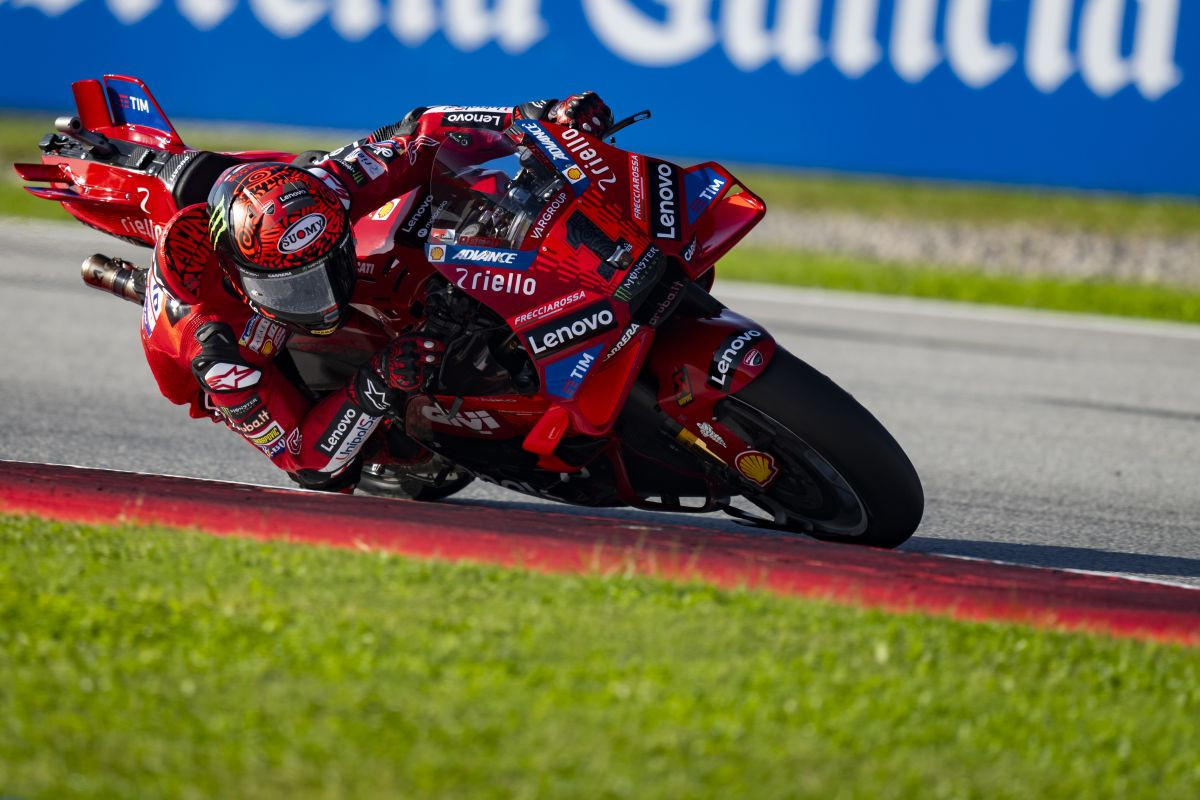 Pecco Bagnaia pobijedio u sprintu i zakazao spektakl za sutra: Prvak će se odlučiti u zadnjoj utrci! Pecco Bagnaia pobijedio u sprintu i zakazao spektakl za sutra: Prvak će se odlučiti u zadnjoj utrci!