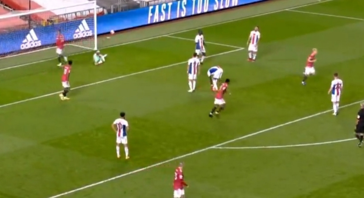 Van de Beek zabio na debiju za United Van de Beek zabio na debiju za United