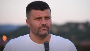 Dudić je danas izveo dvije ekipe na teren: "Biram između 13 i 14 igrača za Borac"