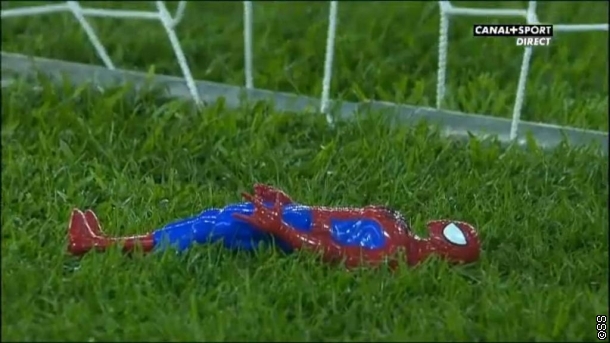 Golman Gane Brimah Razak vjeruje u Spidermana? Golman Gane Brimah Razak vjeruje u Spidermana?