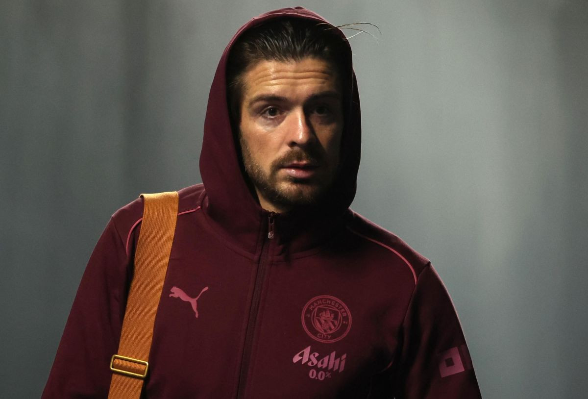 Grealish iznenadio izborom novog kluba, navijači mu poručuju: "Bolje da ideš u Saudijsku Arabiju" Grealish iznenadio izborom novog kluba, navijači mu poručuju: "Bolje da ideš u Saudijsku Arabiju"