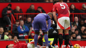 Manchester United tone u još dublji ponor, ključni igrač van stroja do kraja sezone