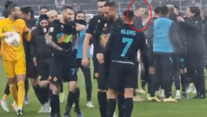 Snimak tek izašao na vidjelo: "Mirotvorac" Džeko u potpuno novoj ulozi zbog Perišića