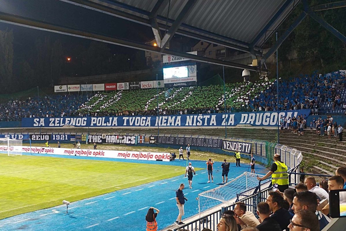 Grbavica se oprostila od Štilića i Cocalića, a potom je zagrmilo s tribina Grbavica se oprostila od Štilića i Cocalića, a potom je zagrmilo s tribina