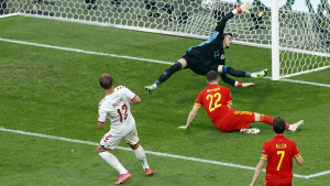 Velšani razbijeni u Amsterdamu: Danska prvi četvrtfinalista EURO-a!