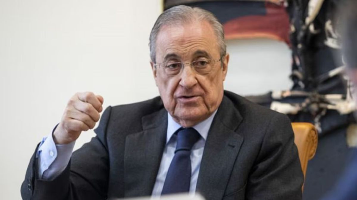Prvi znaci ljubomore na Mbappea, Perez povećao plaću dvojici igrača: "Evo vam još po 5 miliona" Prvi znaci ljubomore na Mbappea, Perez povećao plaću dvojici igrača: "Evo vam još po 5 miliona"