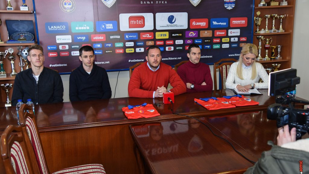 FK Borac predstavio dvojicu novih igrača, Žeravica produžio ugovor