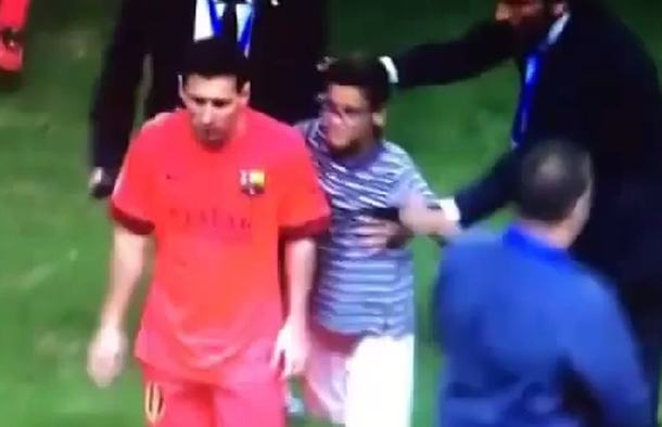 Ljutiti Messi ignorisao dječaka