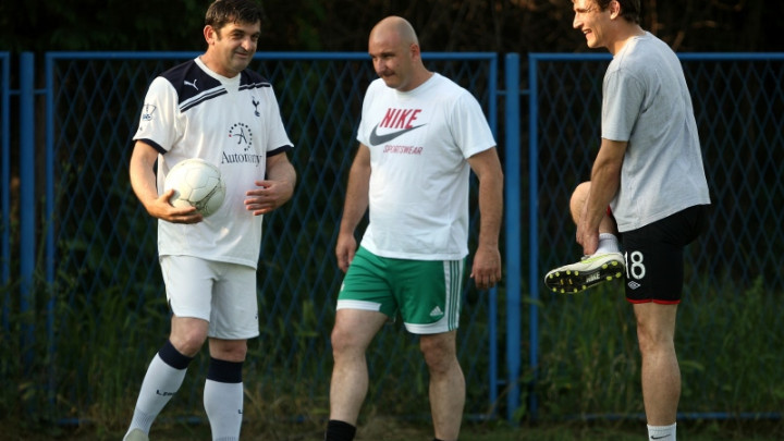 Legendarni fudbaler Veleža na klupi Jaruna: Odmarao je dugo ali nije "ispao iz fola"