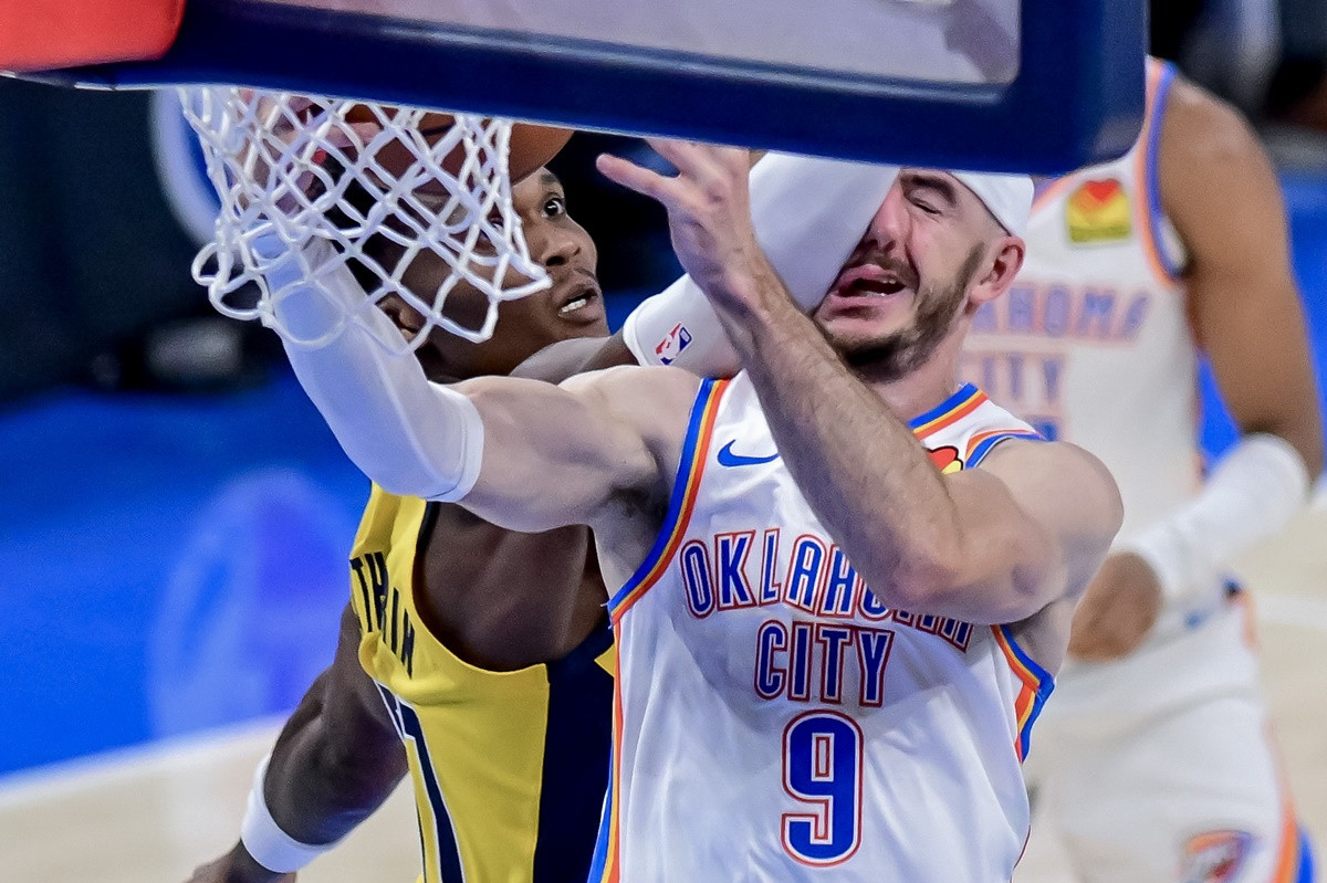 Drama 0,3 sekunde do kraja - Jedan poen odlučio prvi finalni meč NBA lige! Drama 0,3 sekunde do kraja - Jedan poen odlučio prvi finalni meč NBA lige!
